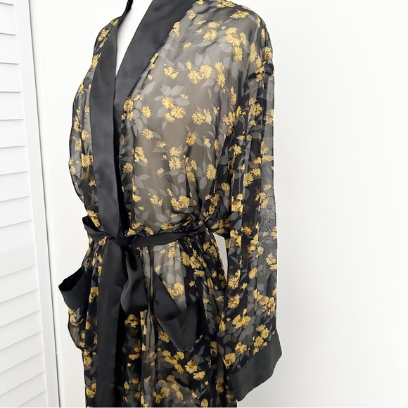 Vintage Fantasies by Morgan Taylor Floral Sheer Negligee Long Robe Size Medium - Picture 6 of 8